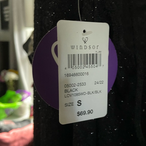 Windsor black long homecoming dress - Picture 7 of 7